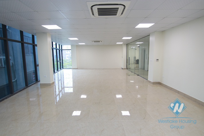 An office for rent in Vo Chi Cong street, Tay Ho district, Ha Noi